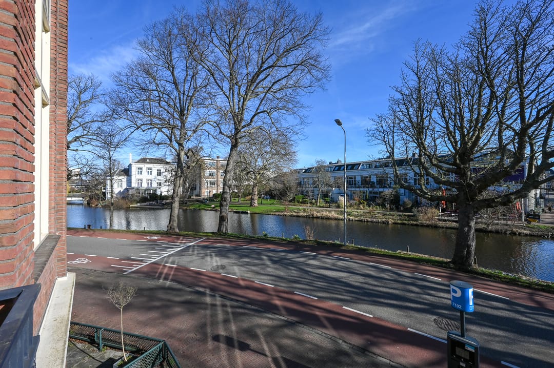 Spacious City Villa on the Singel with Private Parking — 21