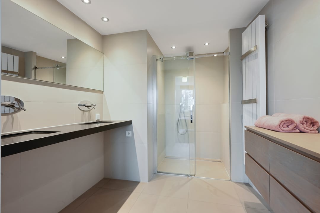 Spacious City Villa on the Singel with Private Parking — 32