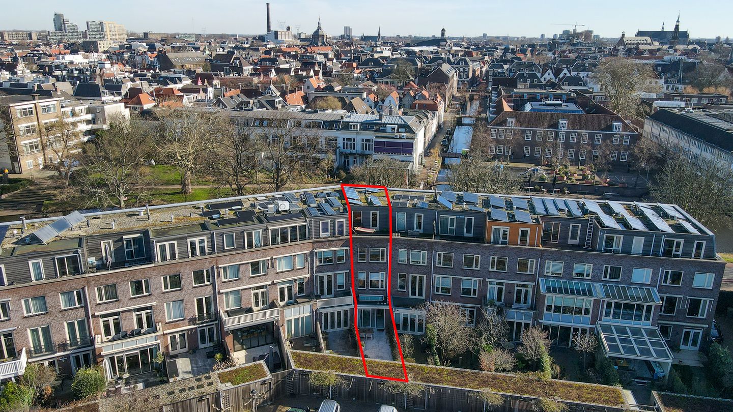 Spacious City Villa on the Singel with Private Parking — 44