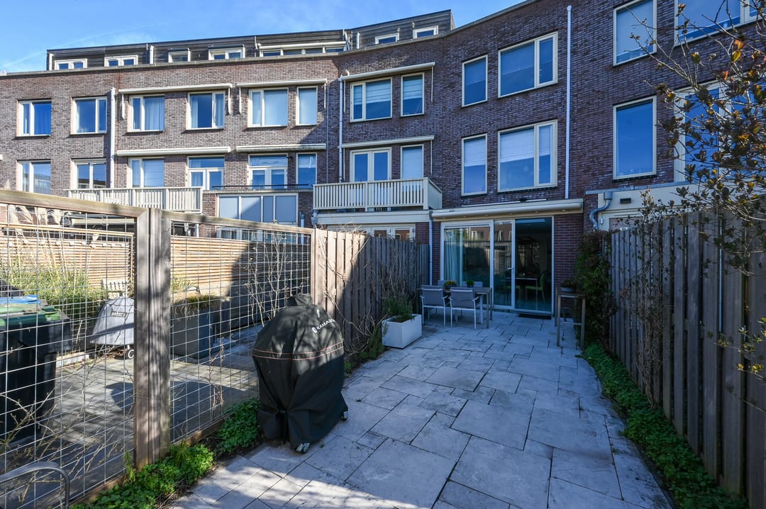 Spacious City Villa on the Singel with Private Parking — 14