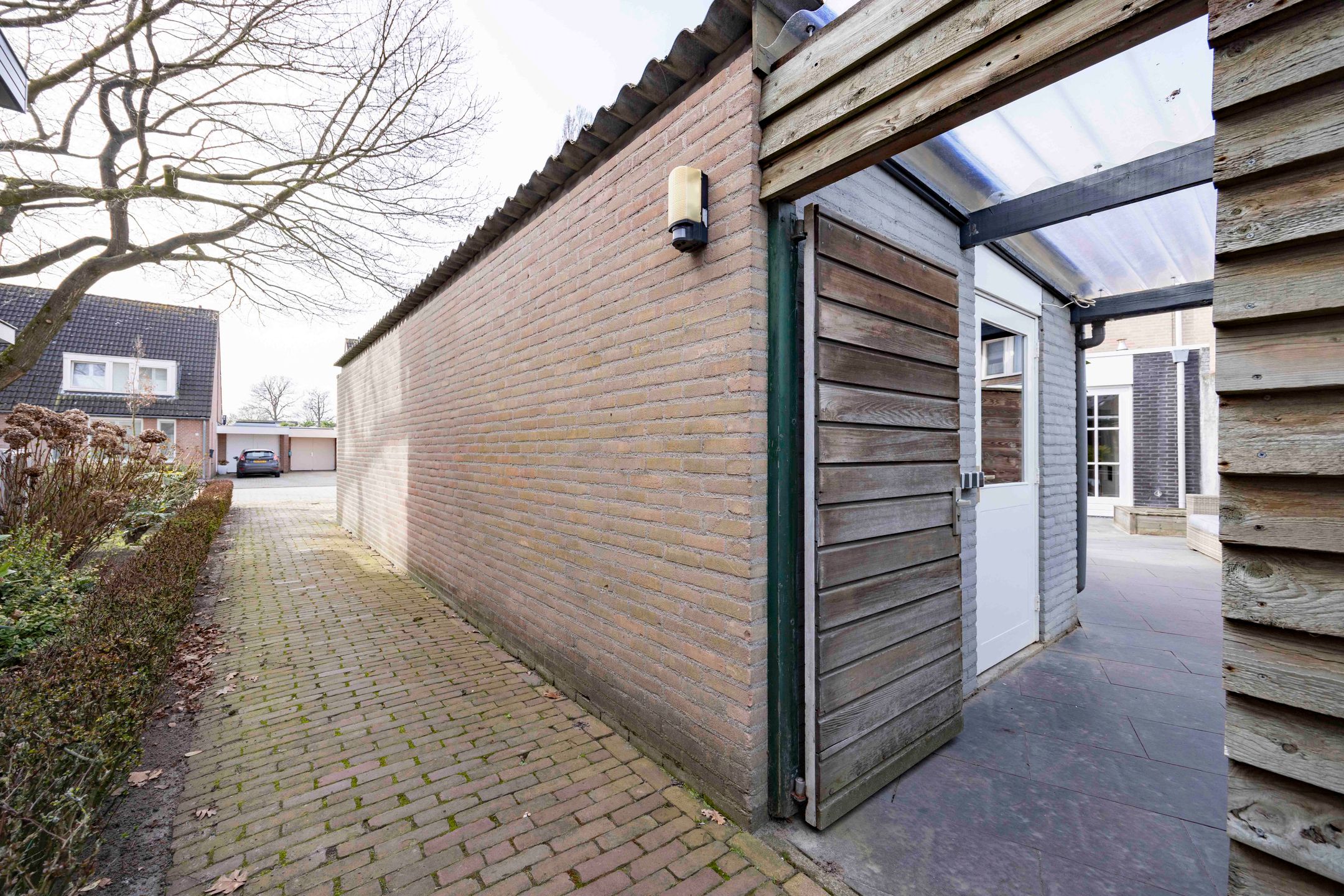 Photo 36 of Burg. Van den Oeverstraat 5