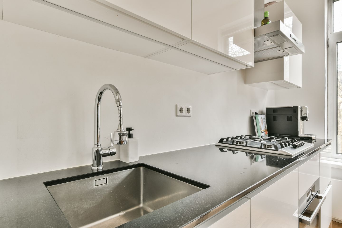 Foto 5 van Roetersstraat 10-2