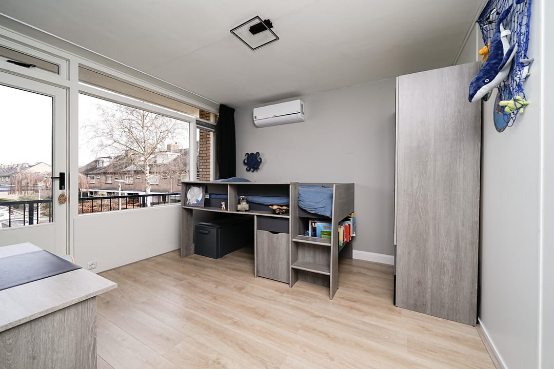 Spacious corner house with garage and energy label A in Alblasserdam — 26