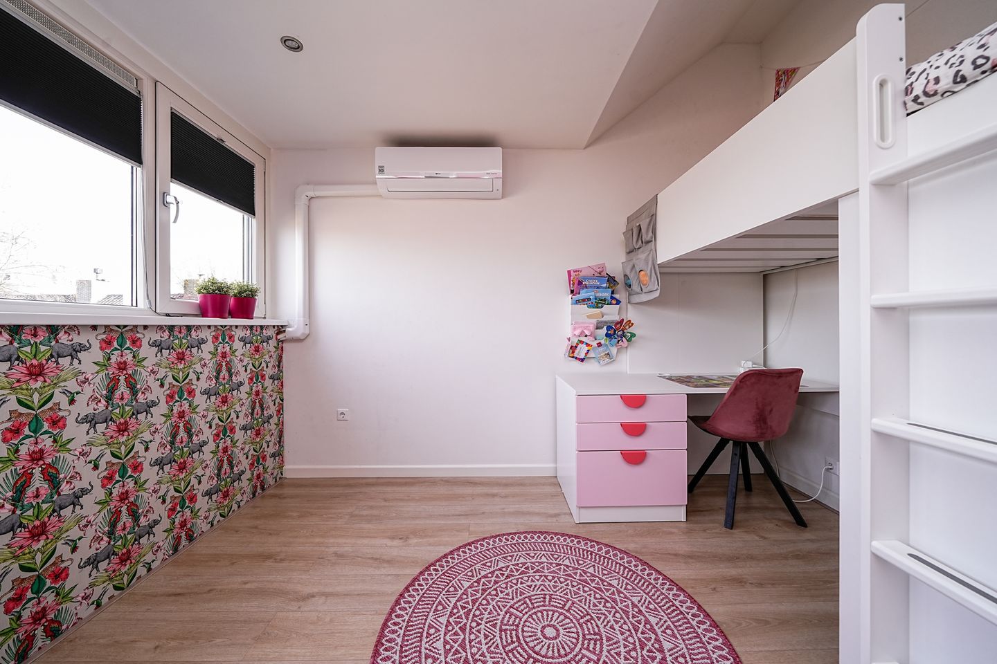 Spacious corner house with garage and energy label A in Alblasserdam — 34