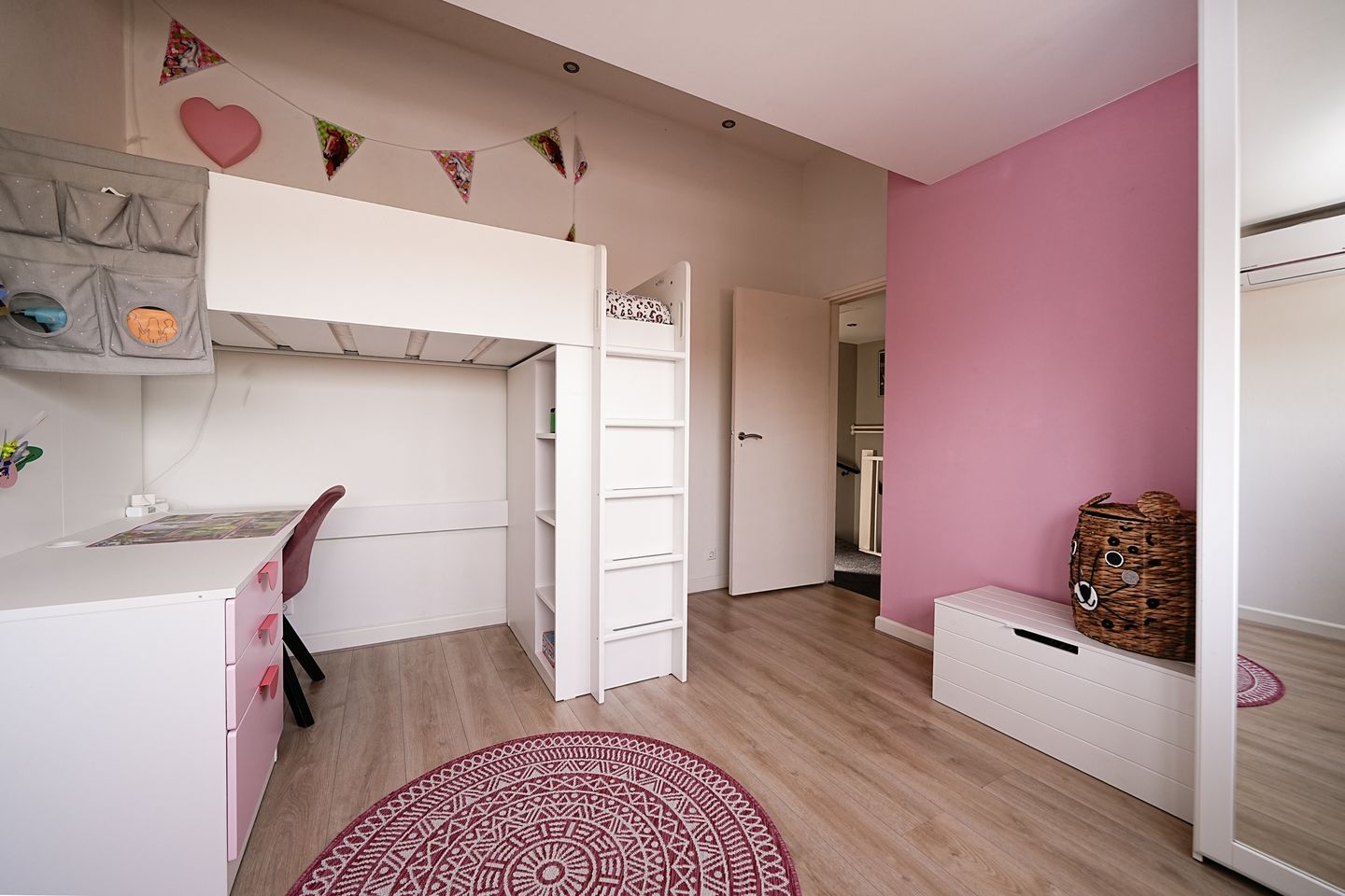 Spacious corner house with garage and energy label A in Alblasserdam — 35