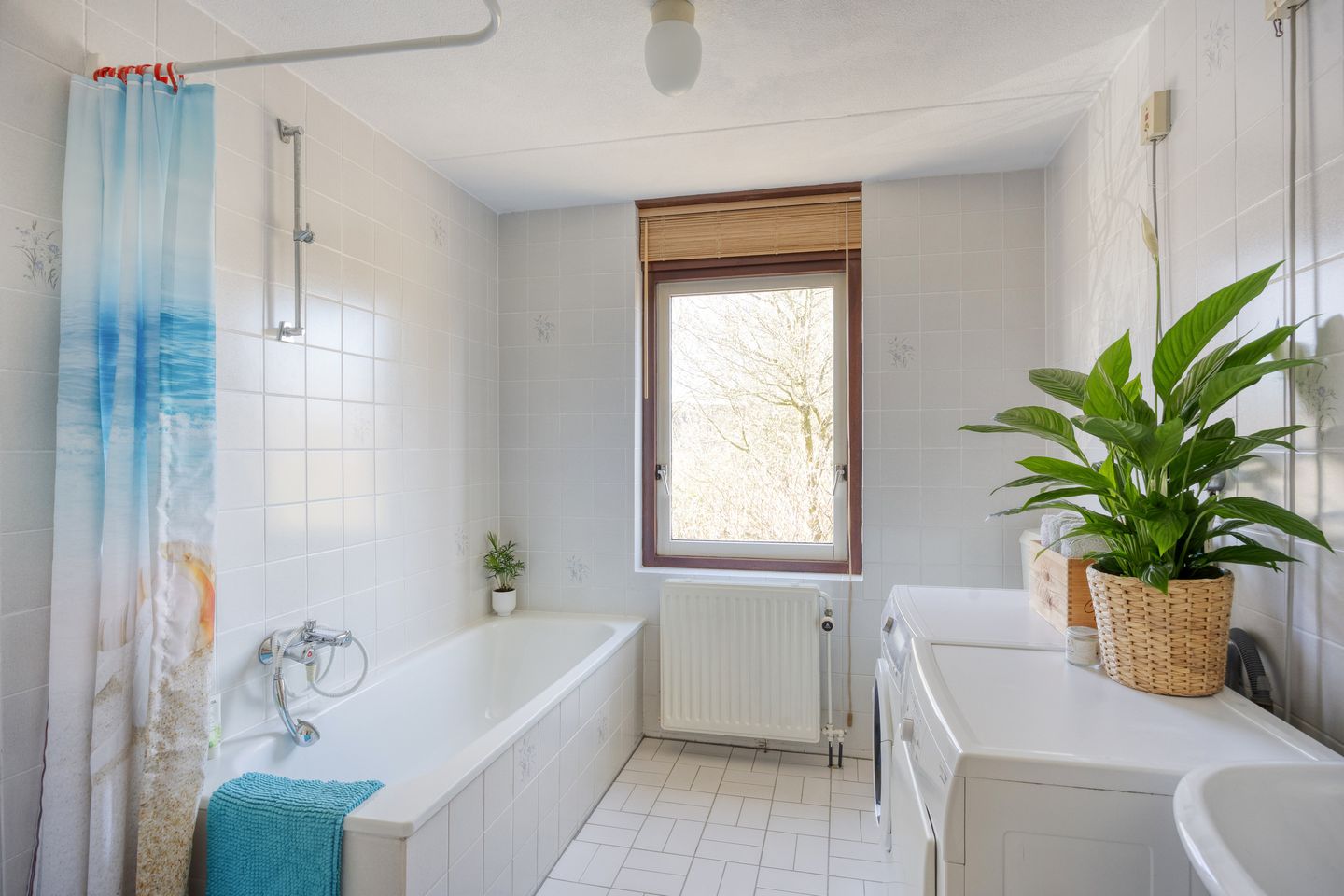 Spacious 6-room family home with sunny balcony in Zoetermeer Noordhove — 29