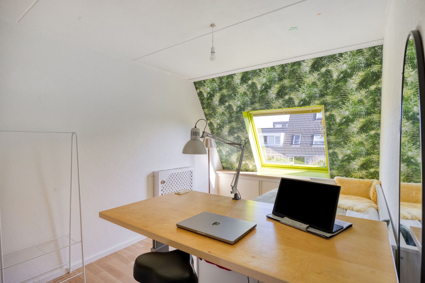 Spacious 6-room family home with sunny balcony in Zoetermeer Noordhove — 34
