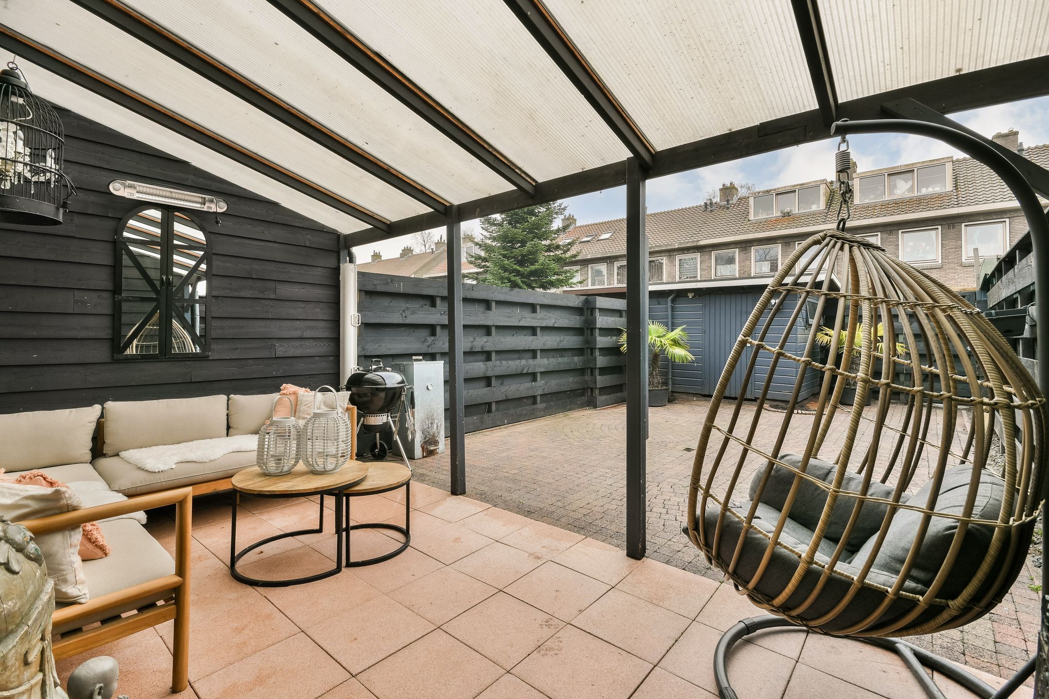 Charming Family Home with Four Bedrooms and Deep Backyard — 21