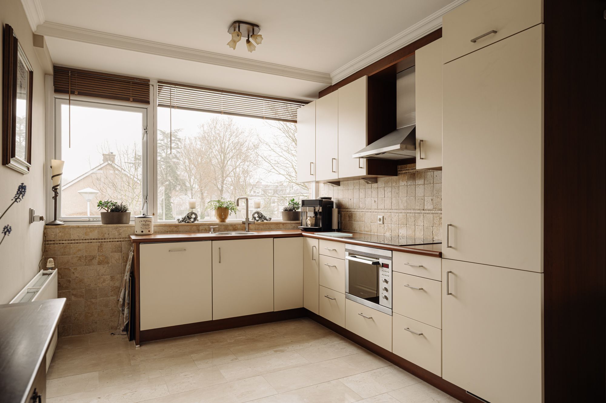 Move-in ready drive-in home with garage and energy label A in Wassenaar — 12