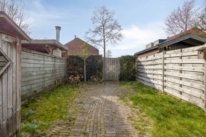 Photo 4 of Jan Steenstraat 18