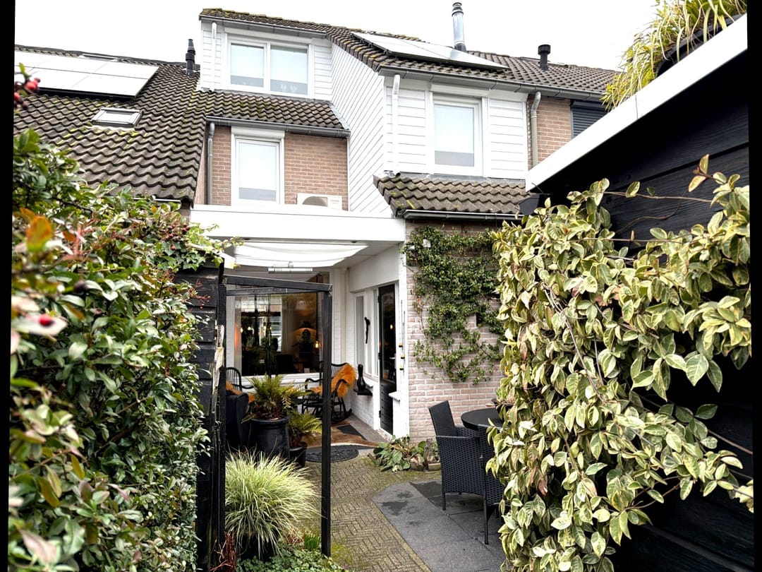 Photo 47 of Voort 18