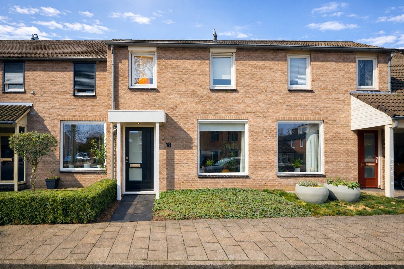Buying a house in The Netherlands., Voort 18