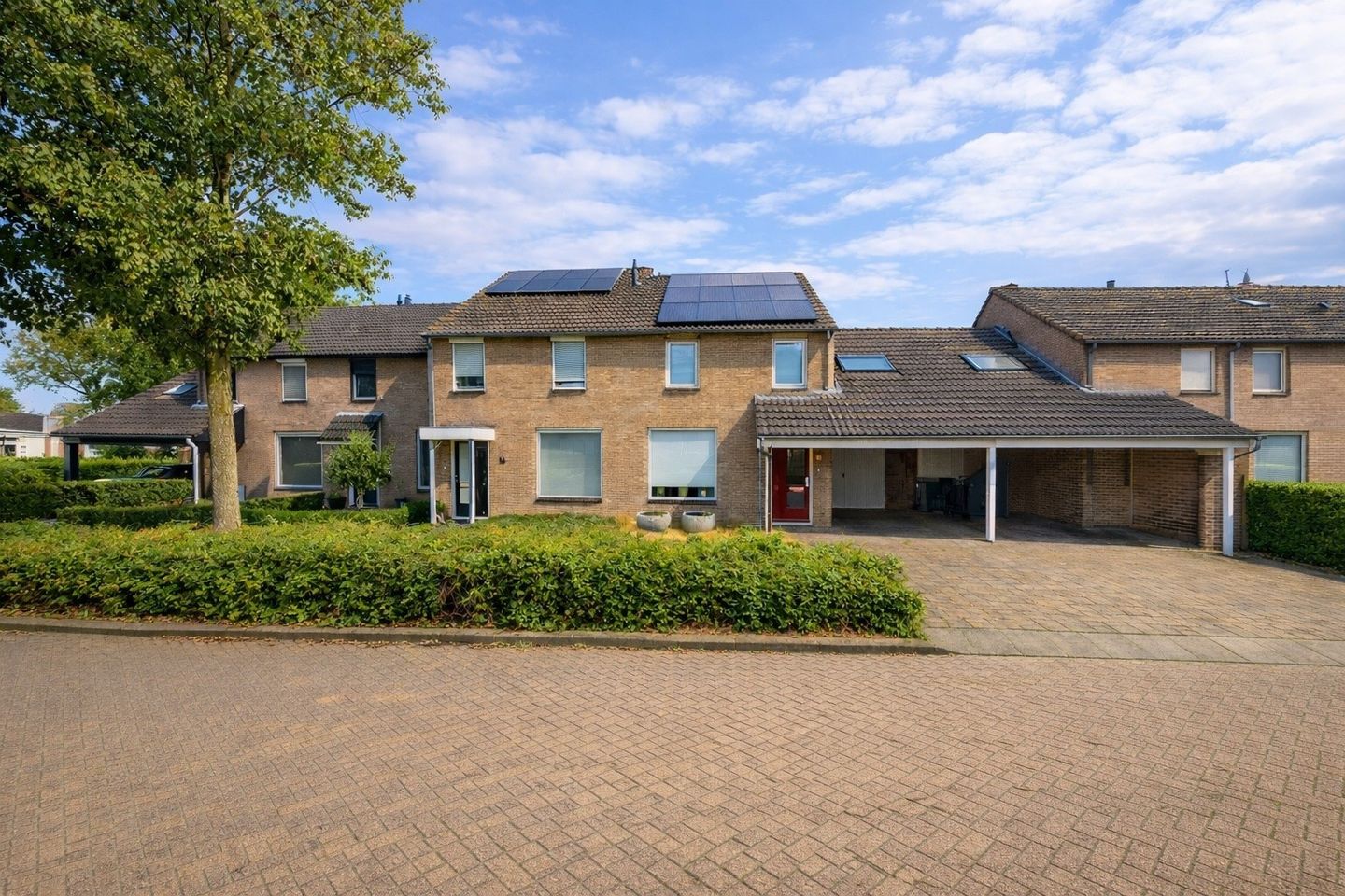 Photo 5 of Voort 18