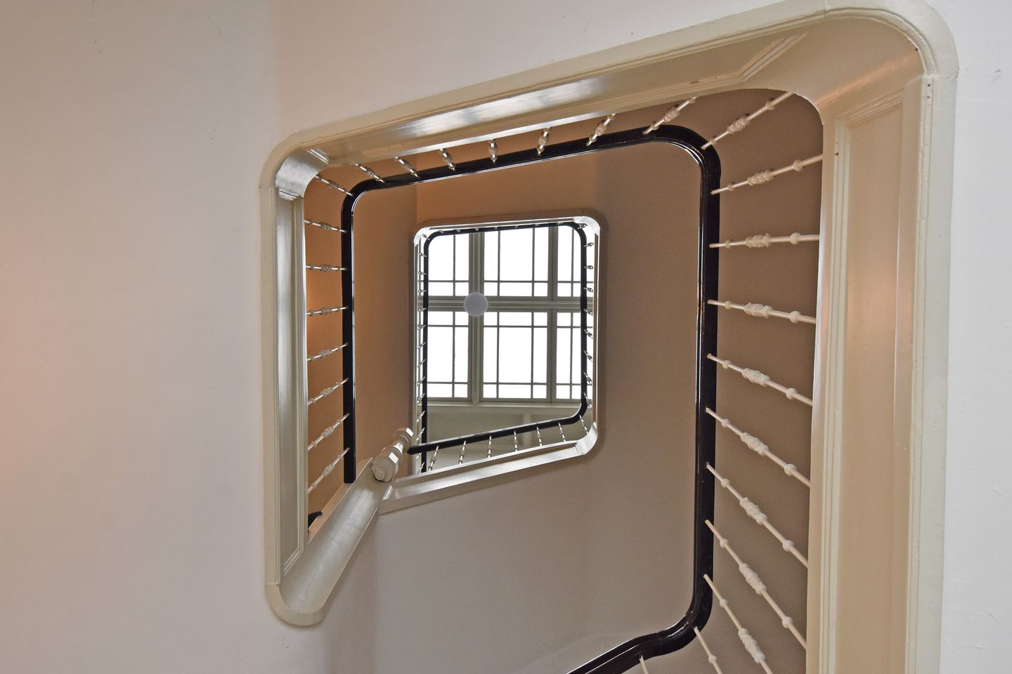 View photo 3 of Zwartelaan 28