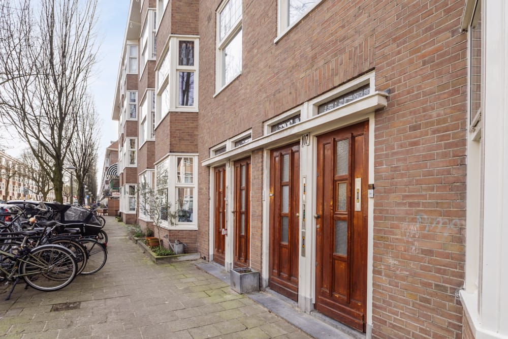 Charming 2-Bedroom Apartment with West Balcony in De Baarsjes — 23