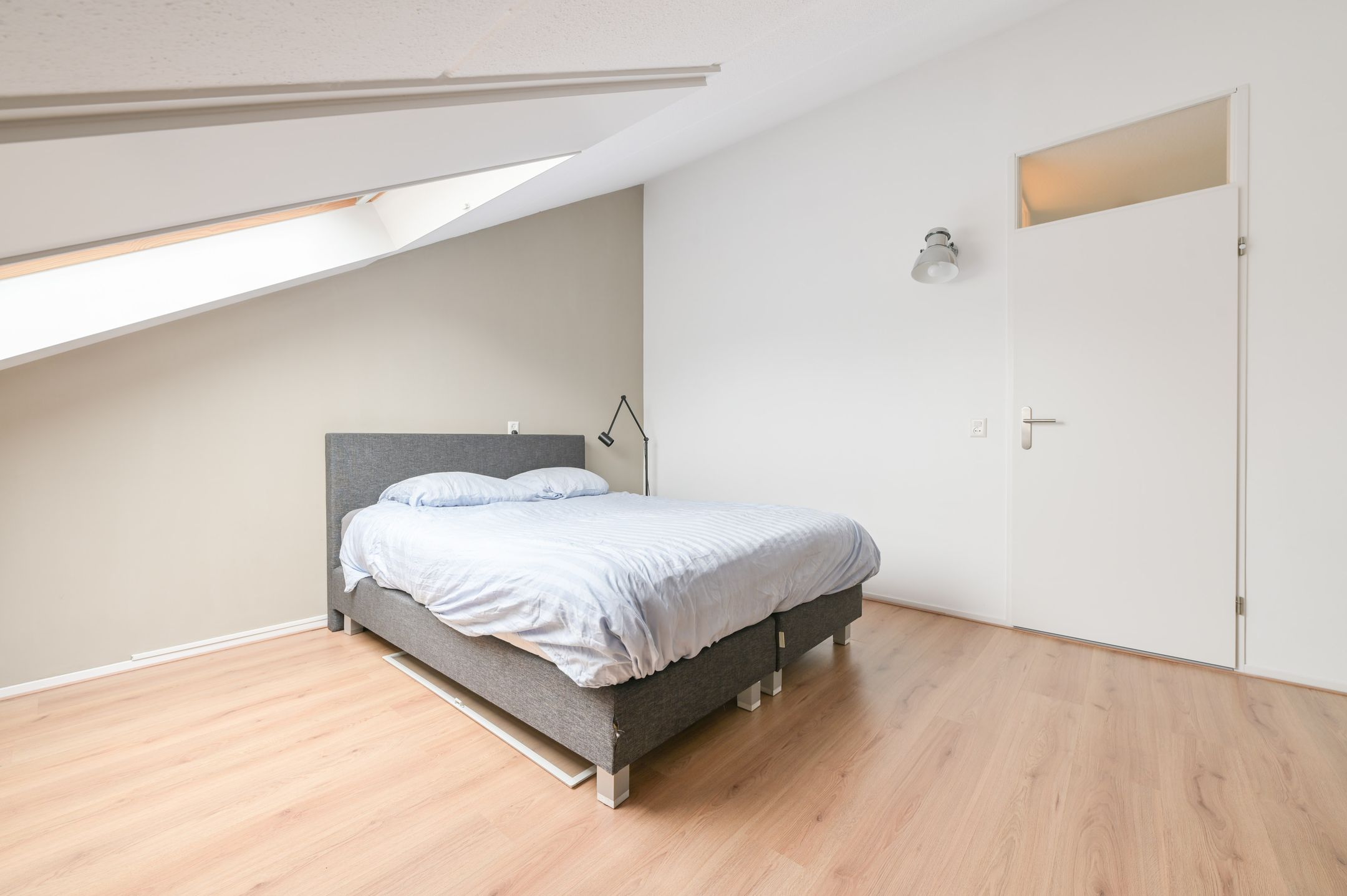 Charming starter home with deep garden in green Schothorst district — 27