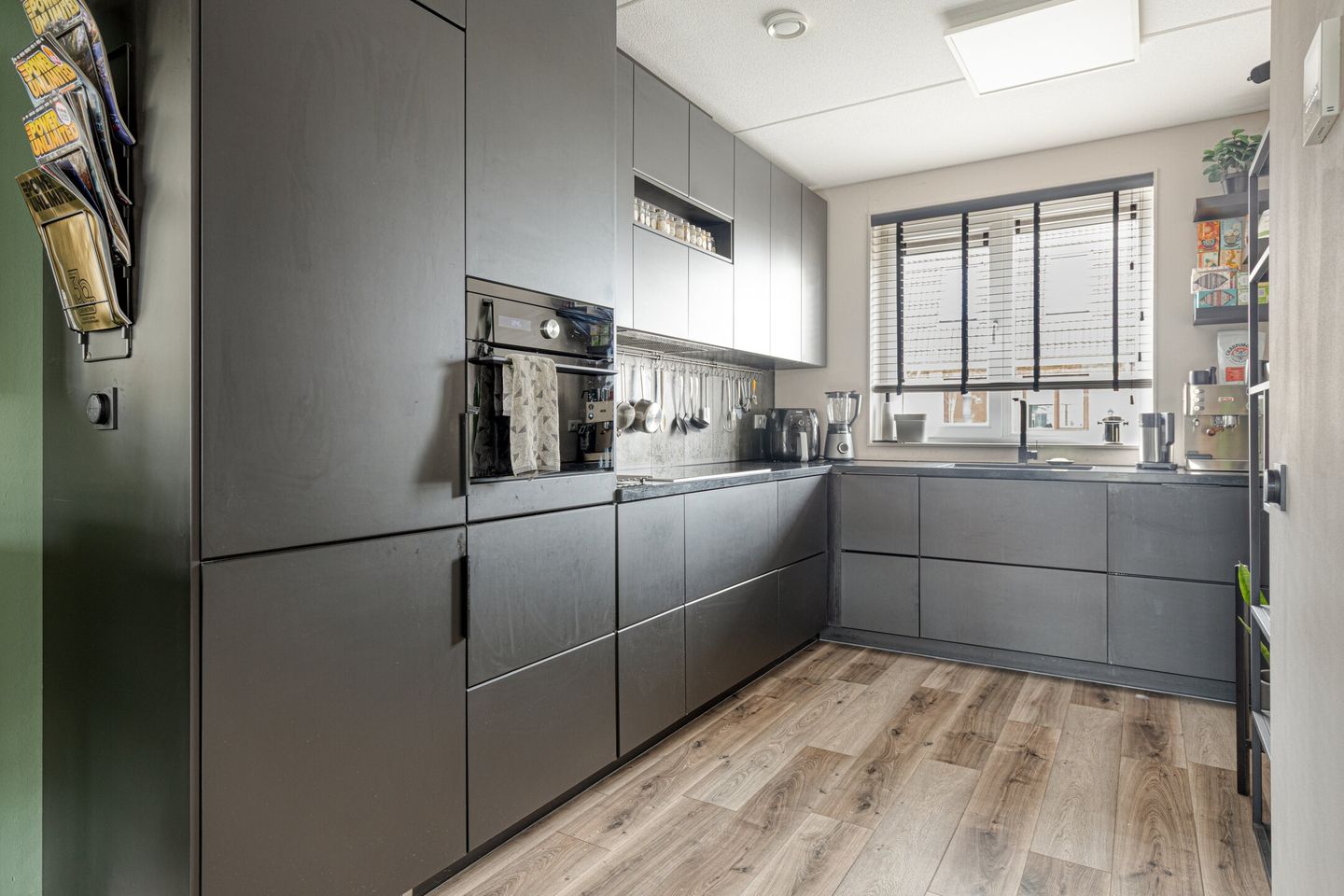 Foto 4 van Boterbloem 9