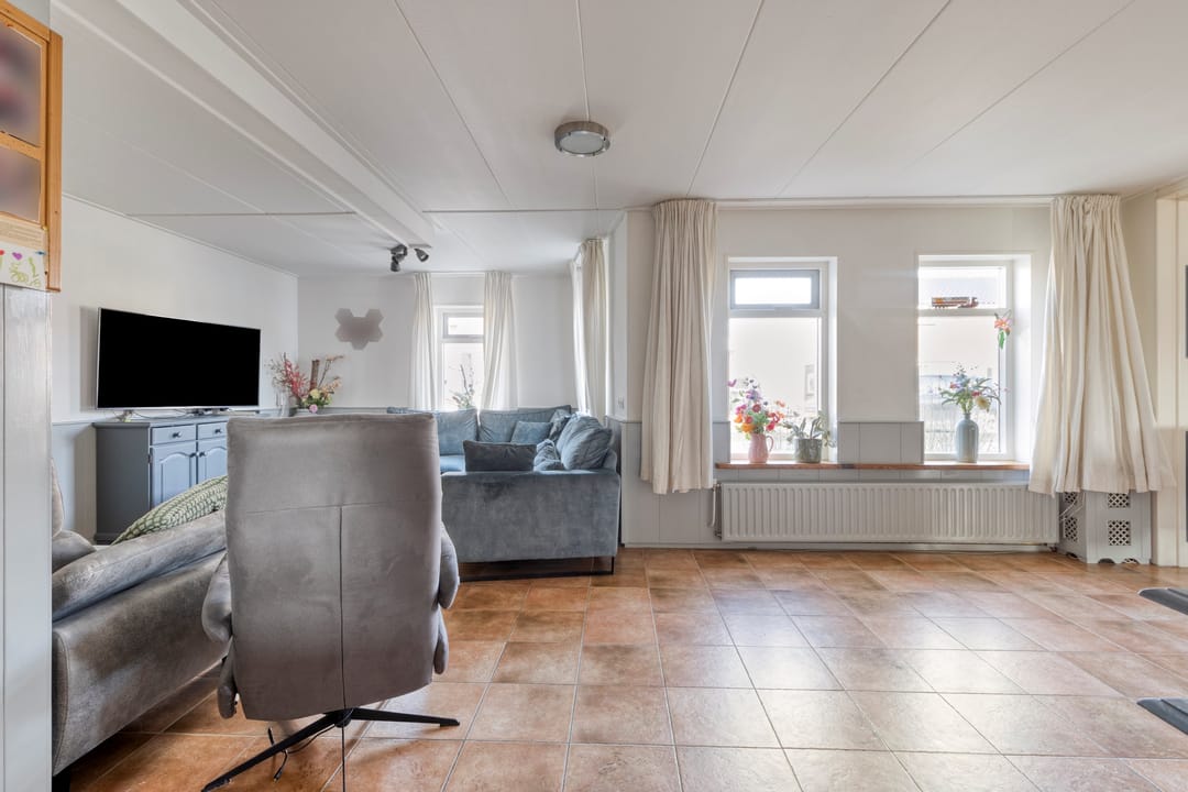 Spacious detached family home with large shed in Waarland — 21