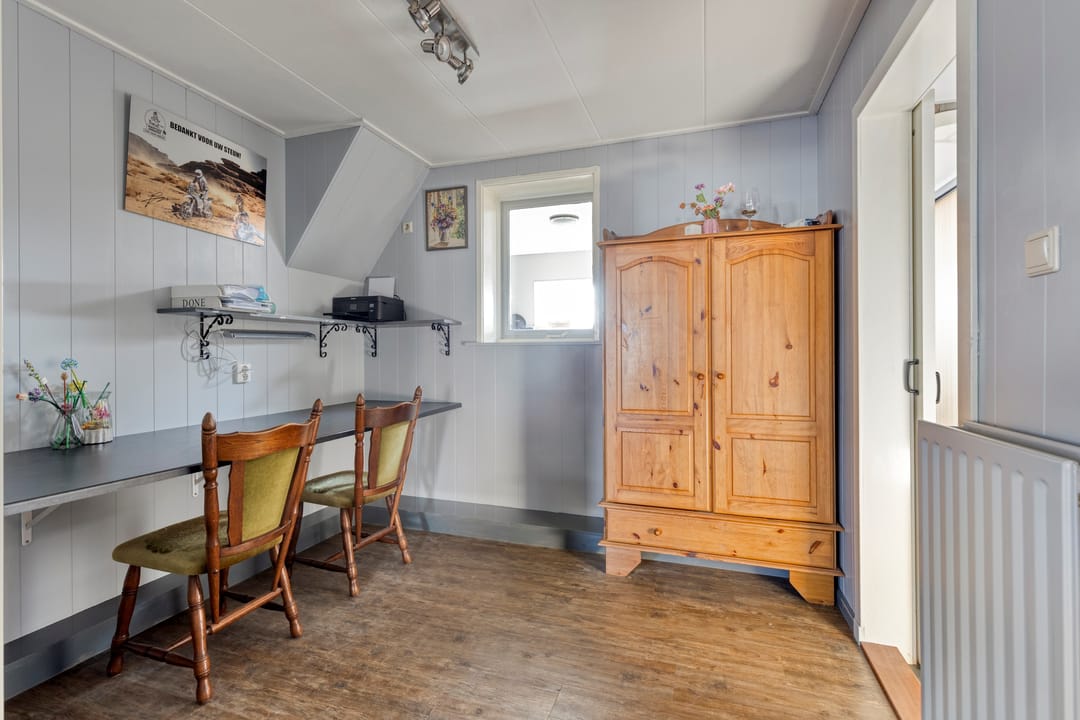 Spacious detached family home with large shed in Waarland — 36