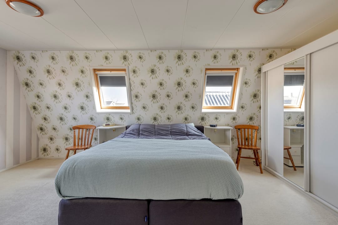 Spacious detached family home with large shed in Waarland — 45