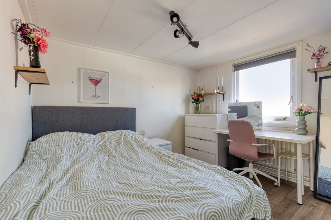 Spacious detached family home with large shed in Waarland — 51