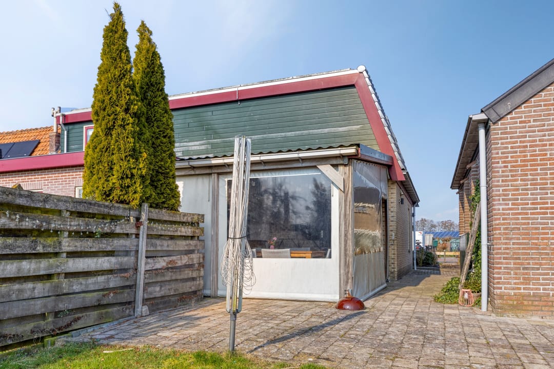 Spacious detached family home with large shed in Waarland — 67