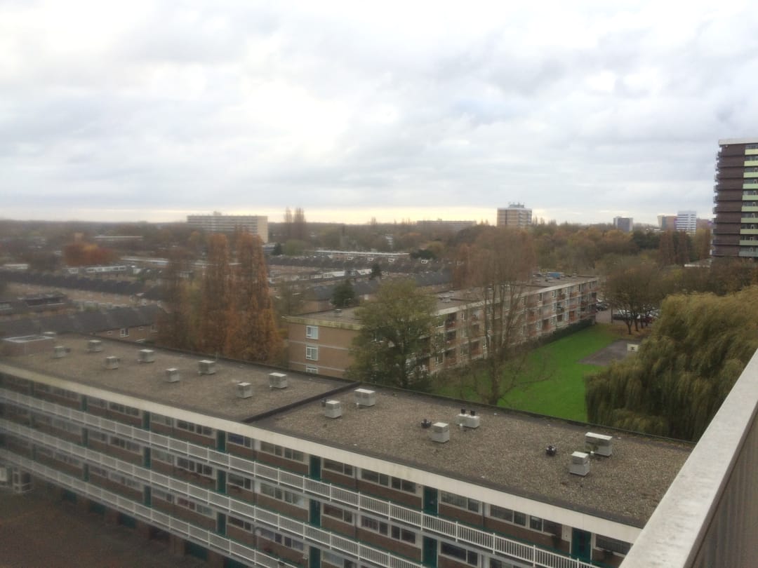 Spacious 4-room apartment with two sunny balconies in Amstelveen — 24