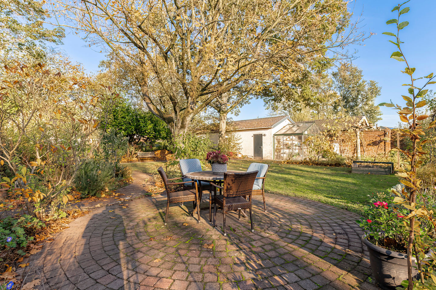 Spacious Semi-Detached Villa with Large Garden in Beusichem — 38