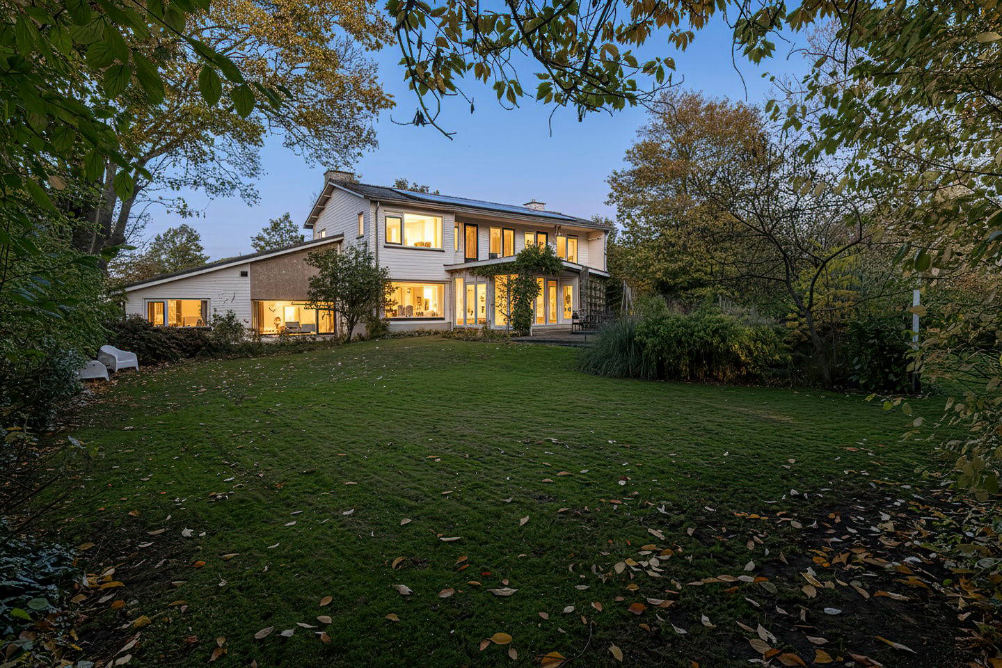 Spacious Semi-Detached Villa with Large Garden in Beusichem — 70