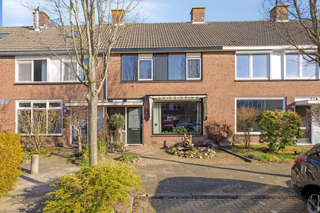 Photo 16 of Johan Vermeerstraat 28