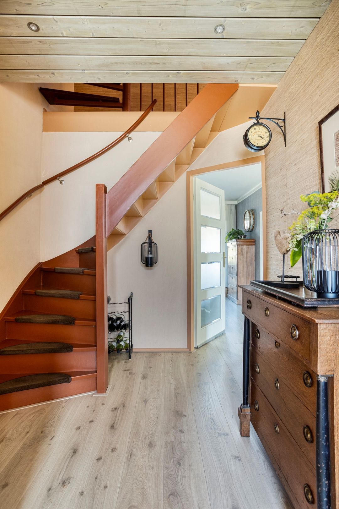 Photo 11 of Johan Vermeerstraat 28