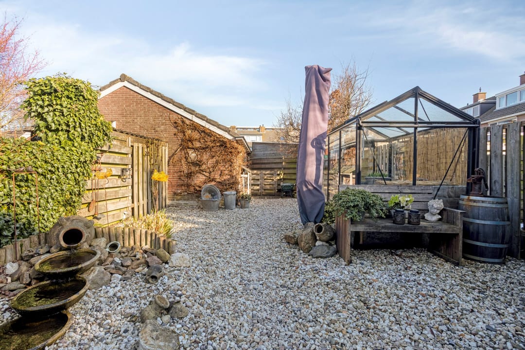 Photo 22 of Johan Vermeerstraat 28