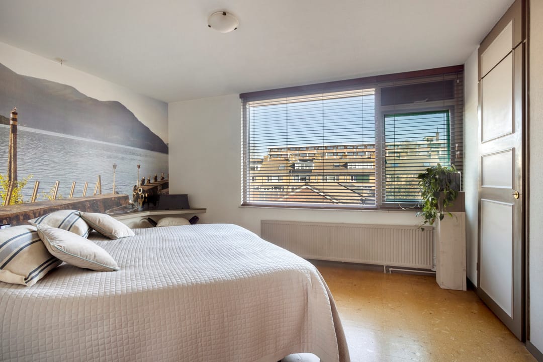 Photo 8 of Johan Vermeerstraat 28