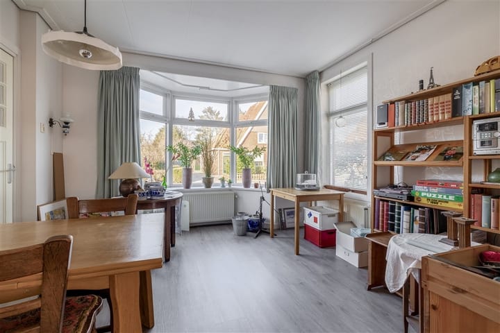 Foto 2 van Burg v Roijenstr Oost 97