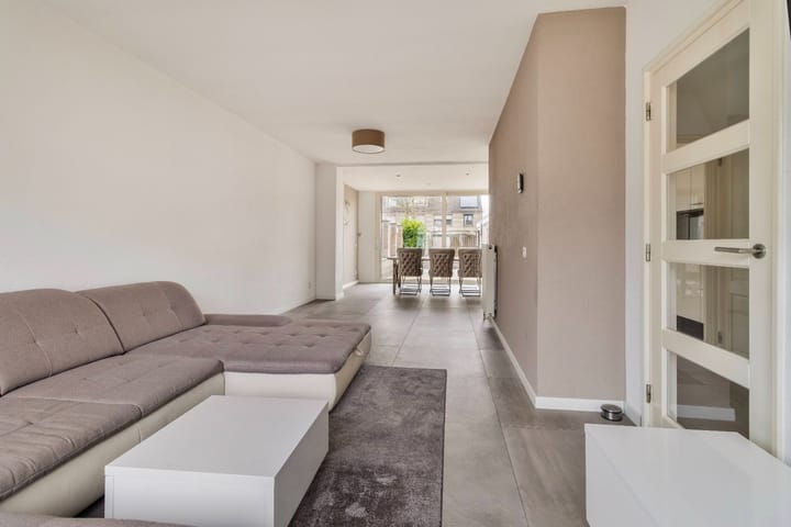 Foto 3 van Bartholomeo Diazstraat 9