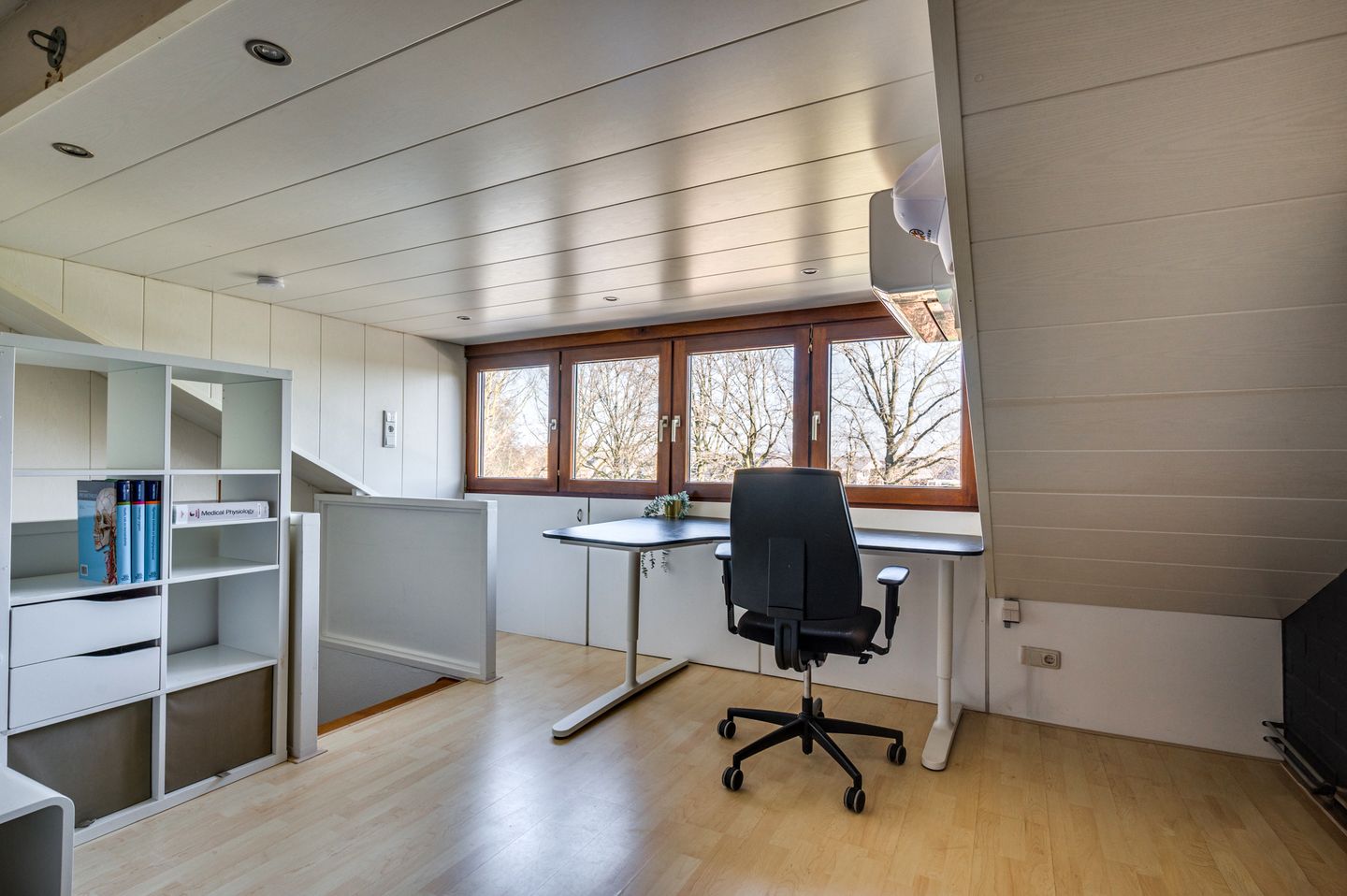 Foto 25 van Burgemeester van Deelensingel 87