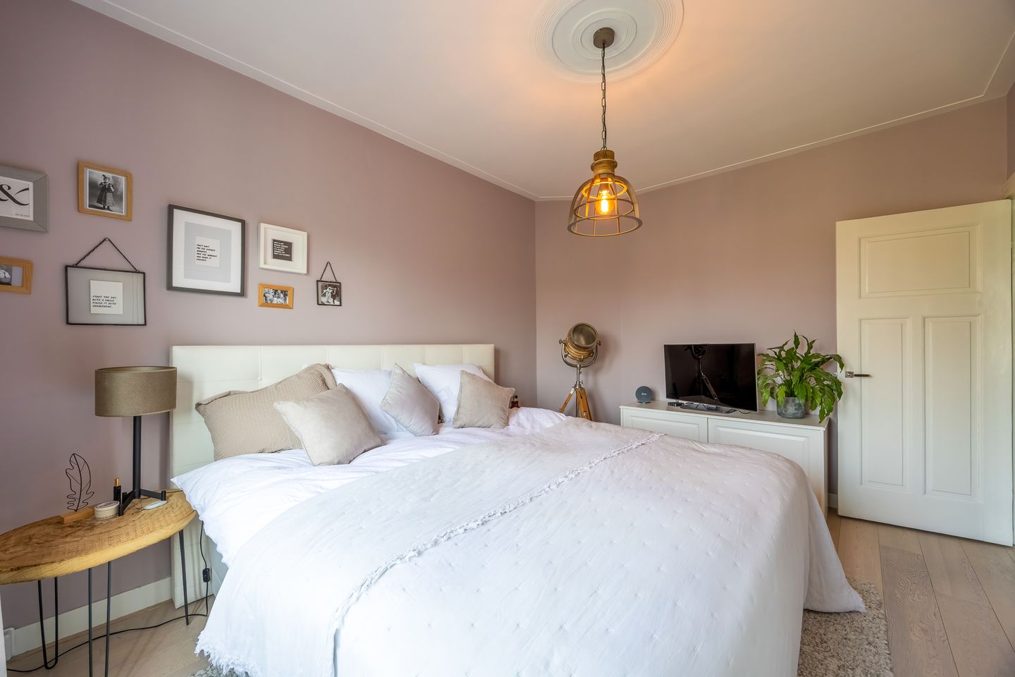 Charming semi-detached villa with deep garden and veranda in Naarden — 25