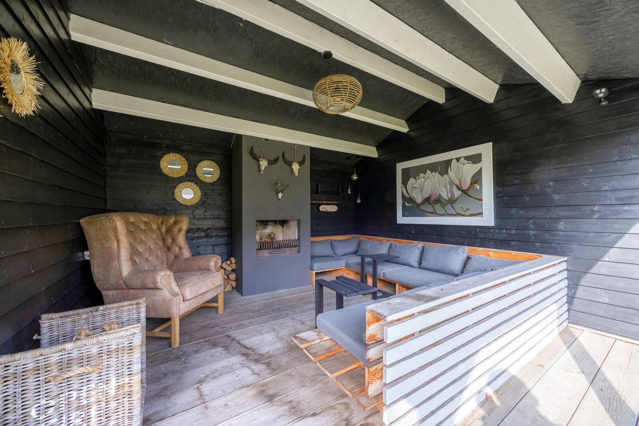 Charming semi-detached villa with deep garden and veranda in Naarden — 42