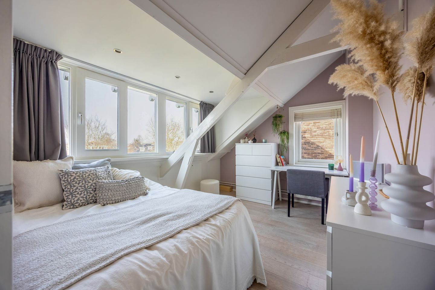 Charming semi-detached villa with deep garden and veranda in Naarden — 34