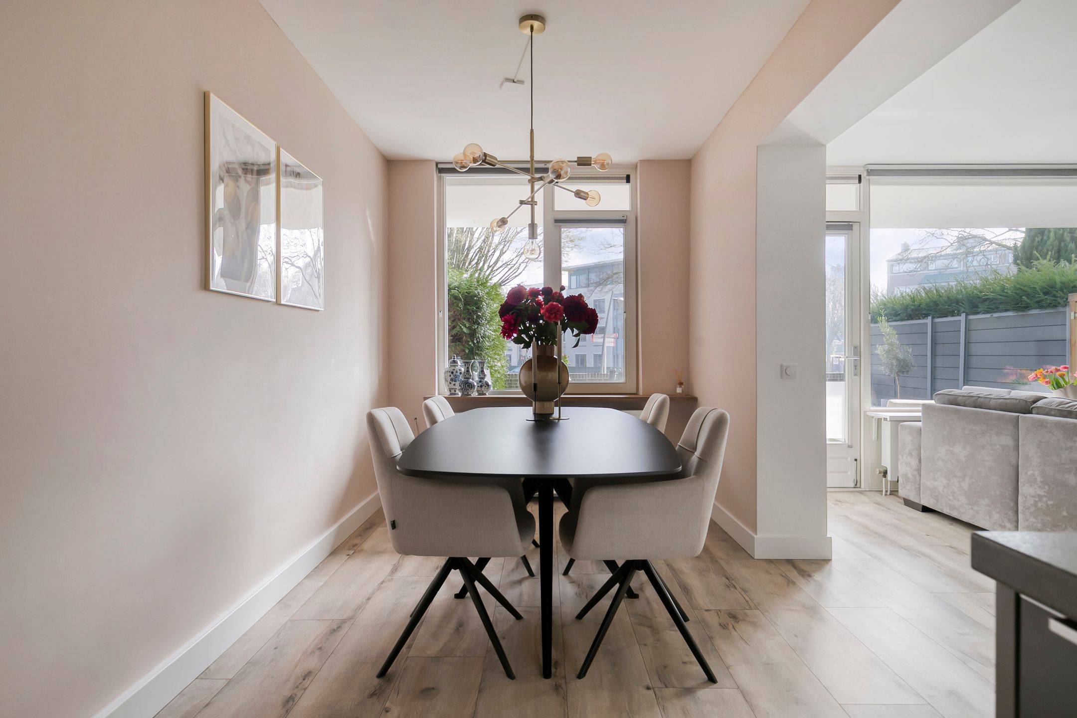 Photo 6 of Wethouder van Eschstraat 91