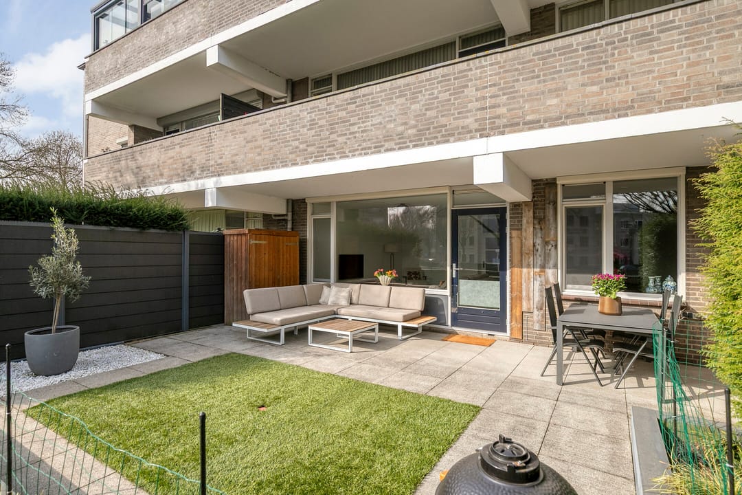 Photo 22 of Wethouder van Eschstraat 91