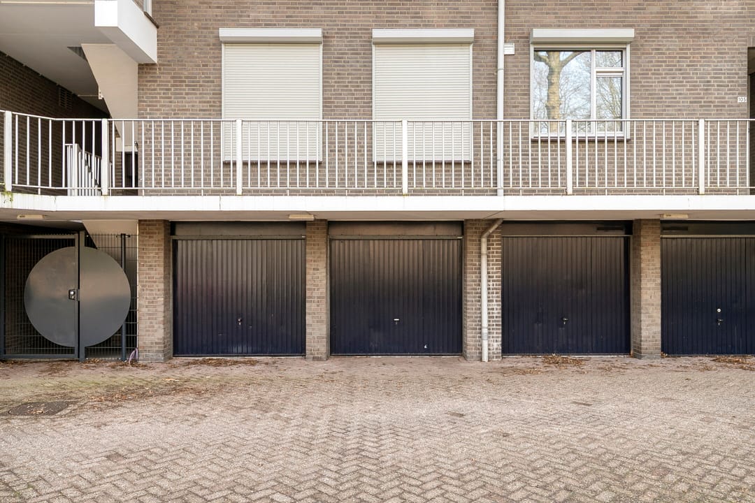 Photo 23 of Wethouder van Eschstraat 91