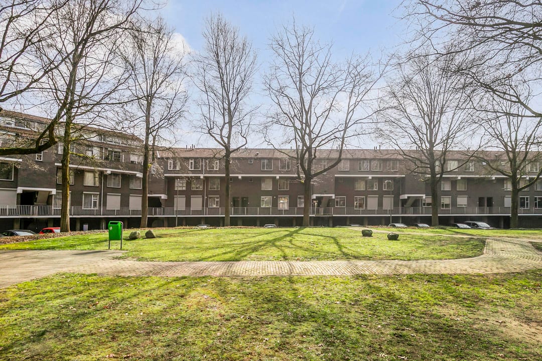 Photo 26 of Wethouder van Eschstraat 91