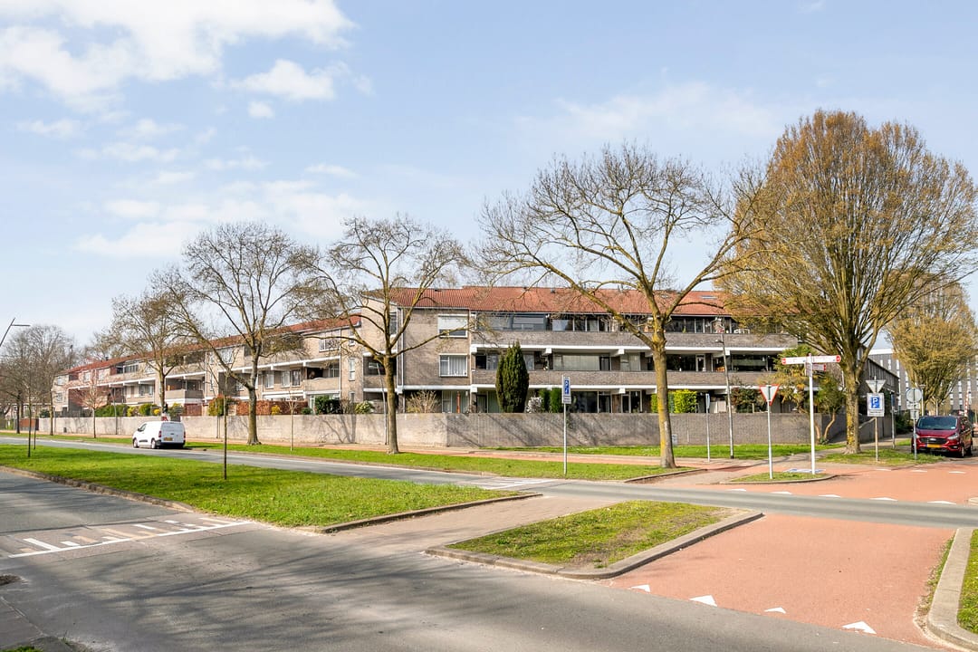 Photo 31 of Wethouder van Eschstraat 91