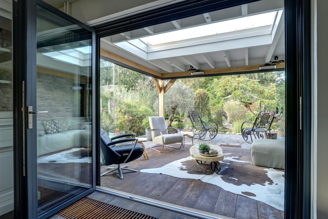 Detached Villa with Stunning Waterfront Garden — 17