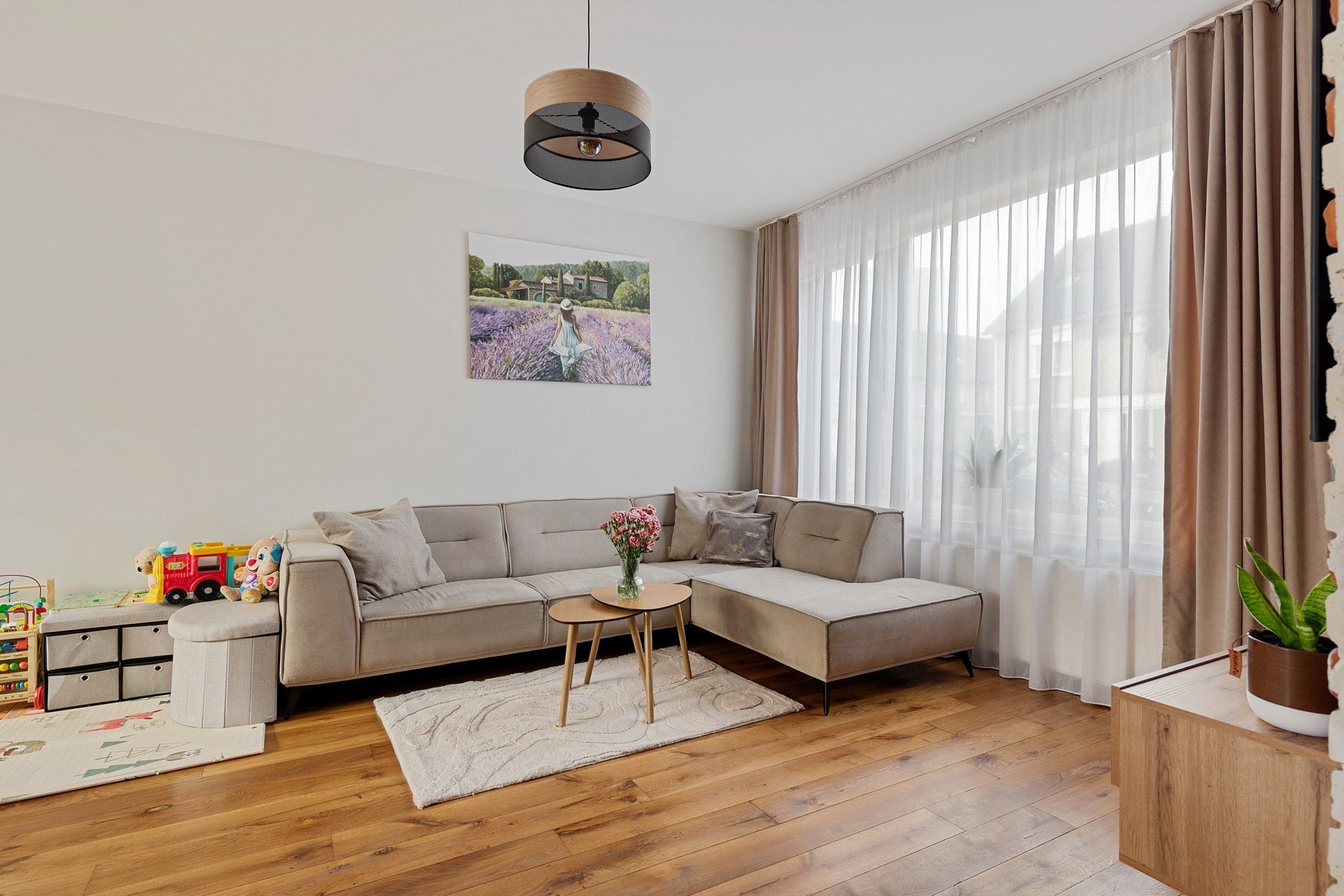 Photo 12 of van Limburg Stirumstraat 16