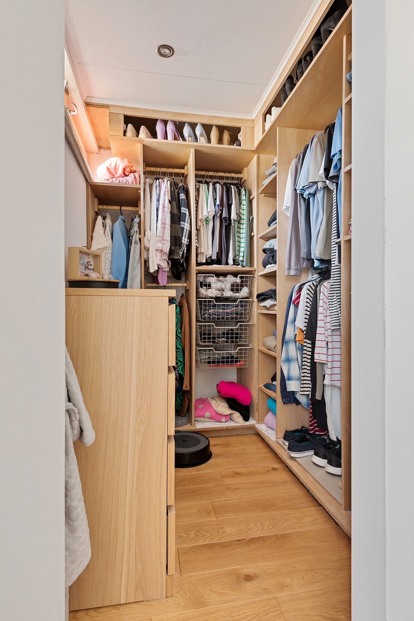 Photo 20 of van Limburg Stirumstraat 16