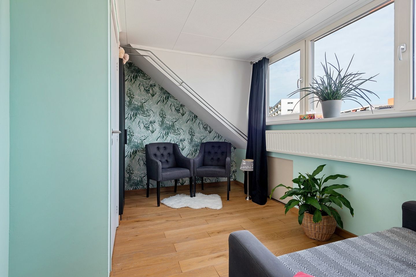 Photo 34 of van Limburg Stirumstraat 16