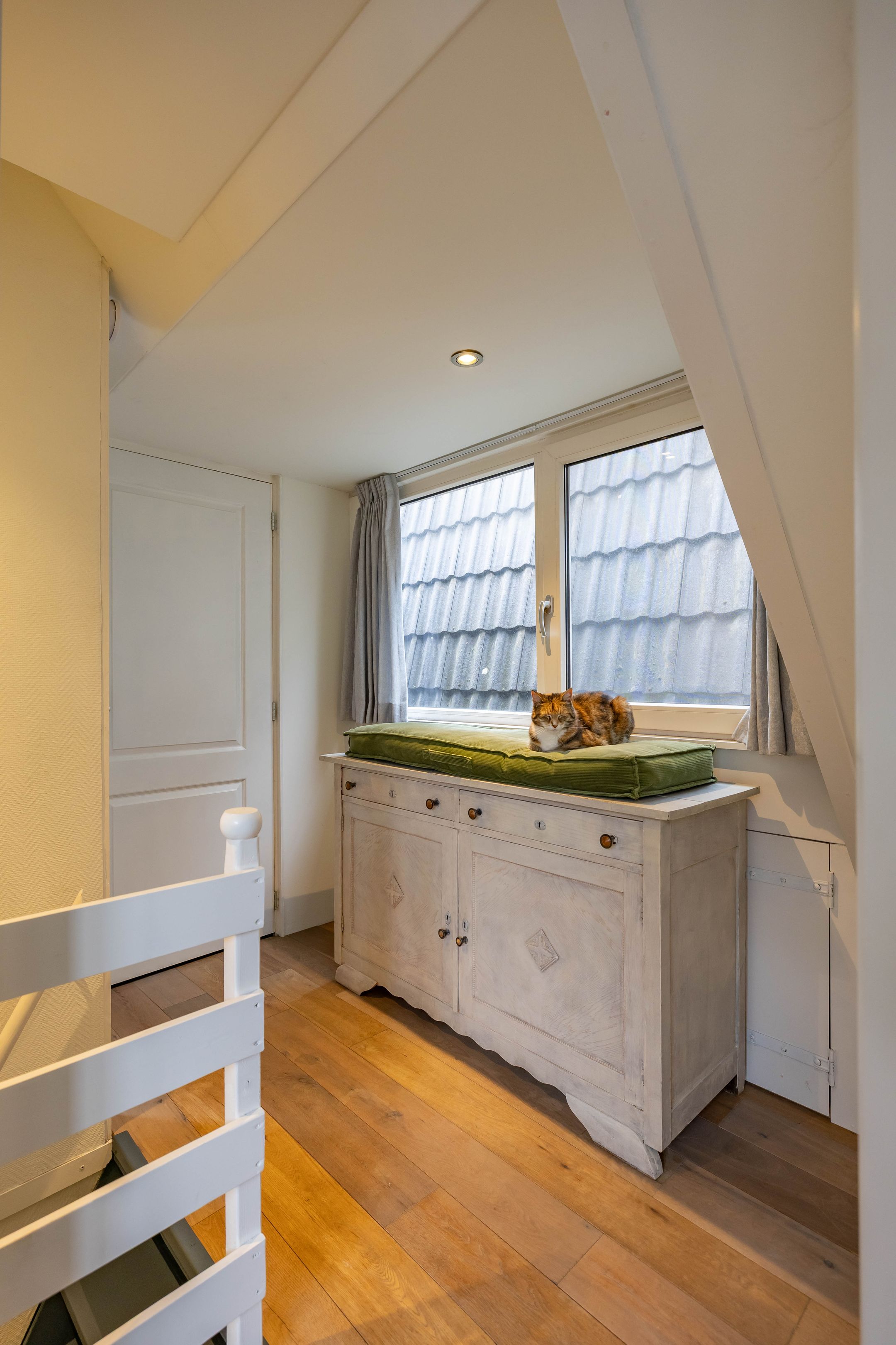 Foto 21 van Eerste Spoorstraat 19