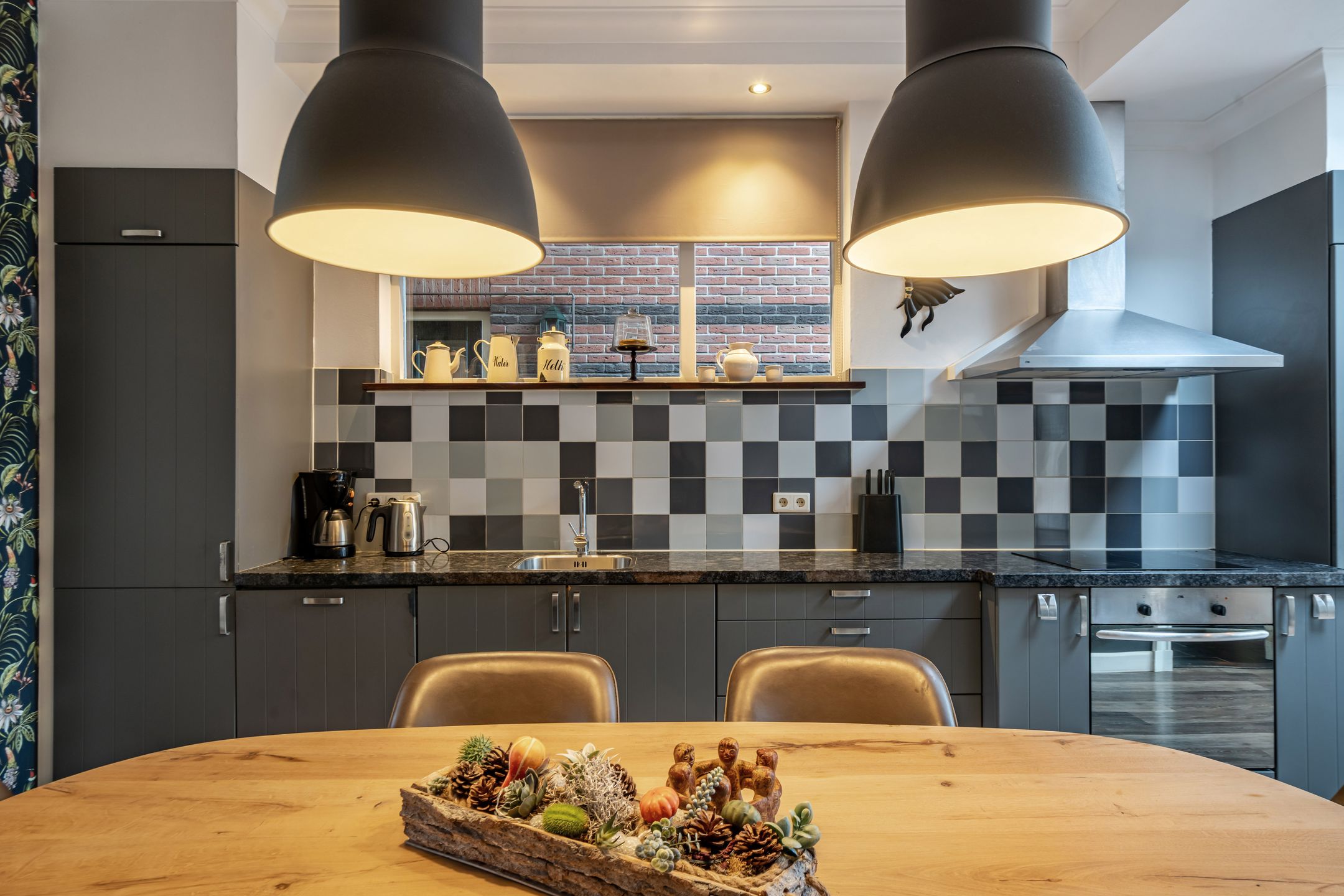 Historic Villa with Studio and B&B in Warmenhuizen — 18